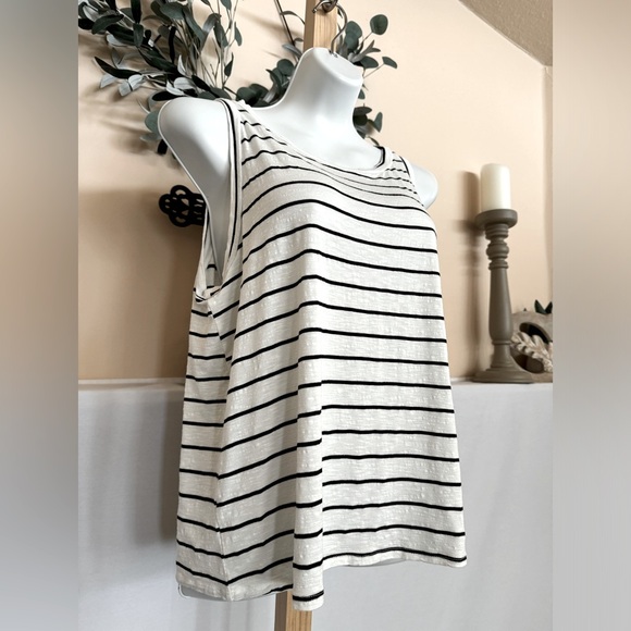 Green Envelope White/Black Striped Tank Sleeveless Tee XL - Picture 6 of 6